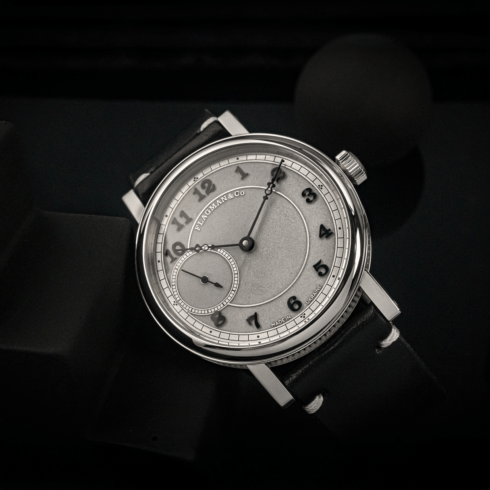 Lifestyle photo of bohemian watch Bohemia Black