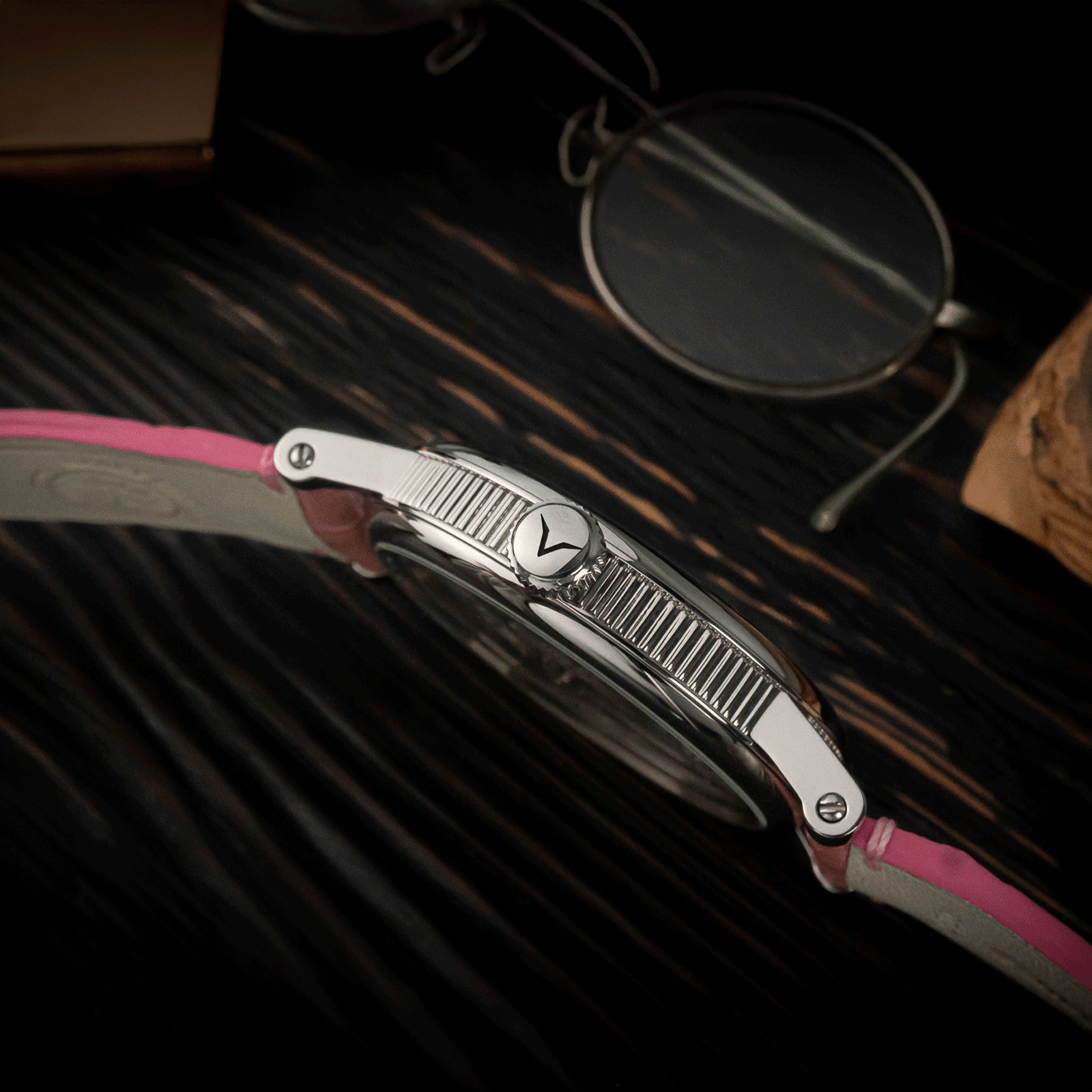 Side view of handmade watch – Tokyo watch