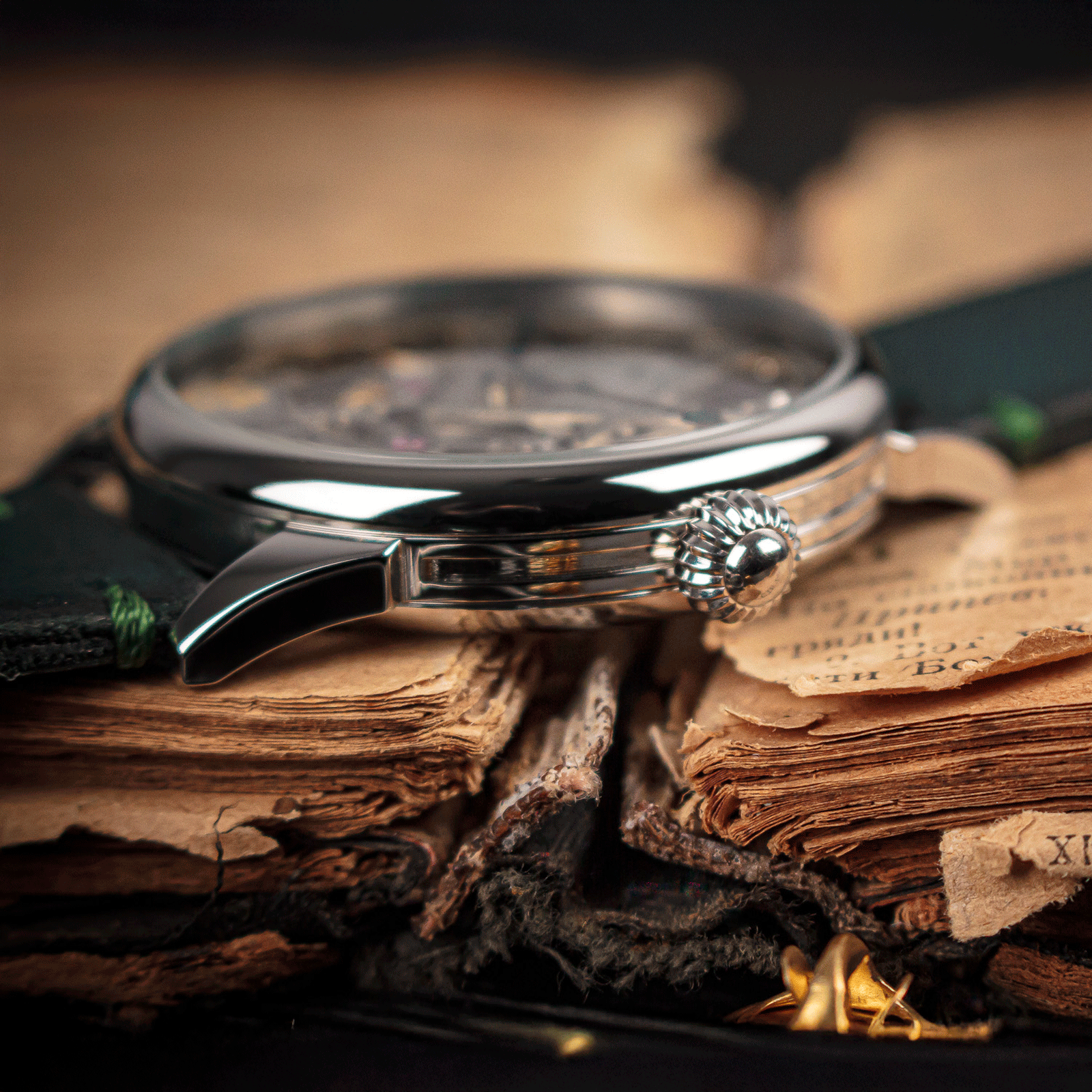 Front view of masonic watch – mechanical watch