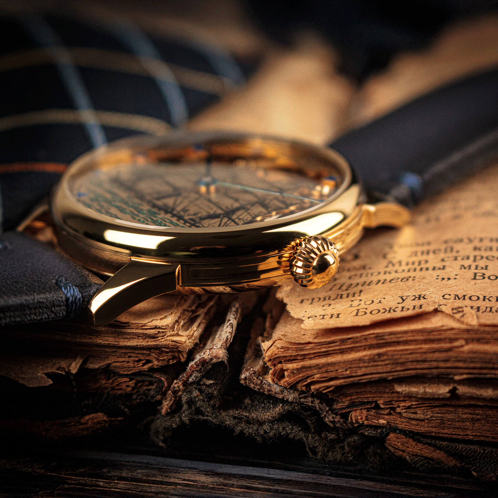 Front view of handmade watch – mechanical watch