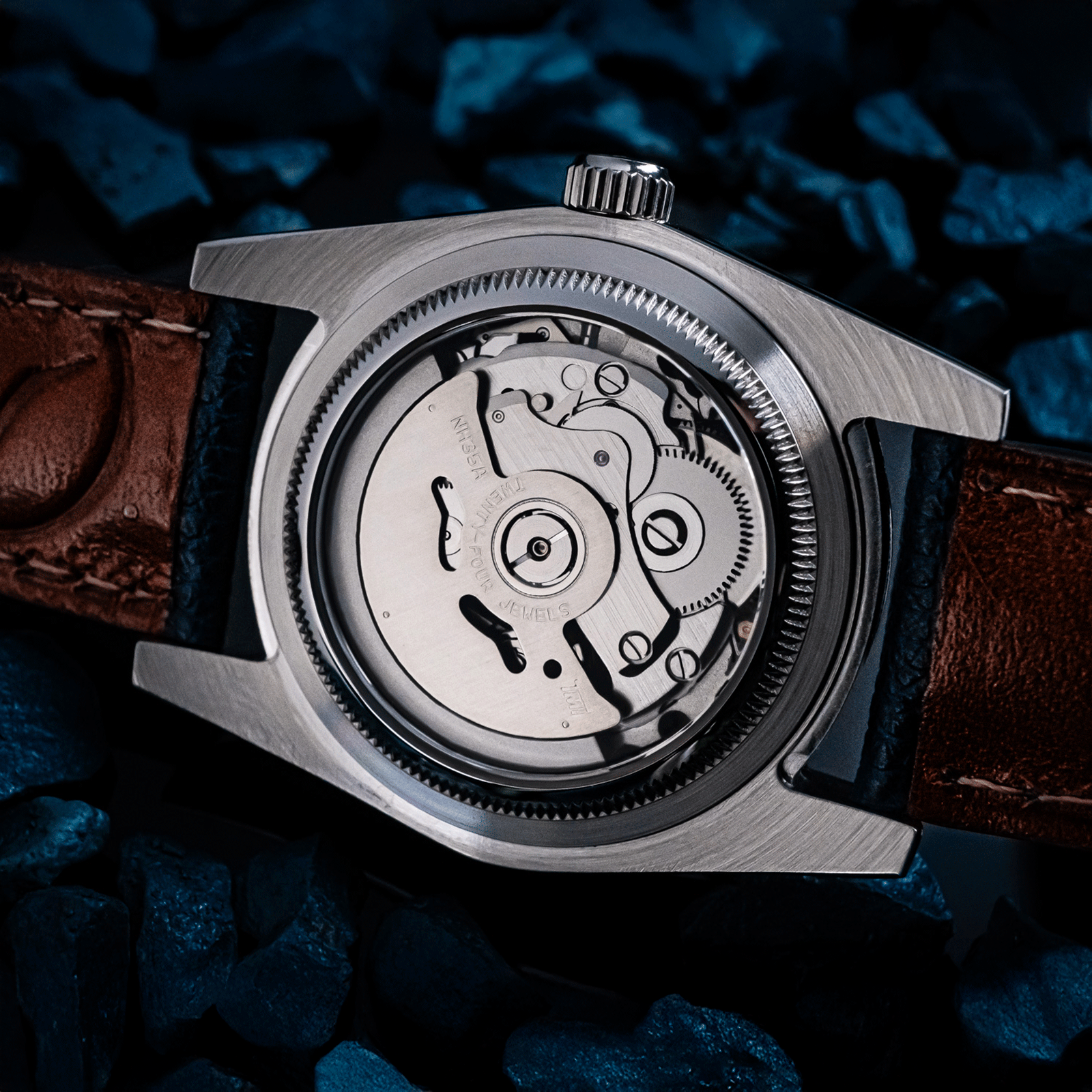 Back view of Mechanical womens watch Lumine blue exposed movement